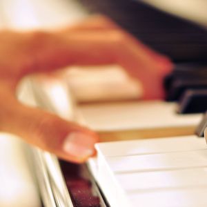 越南少妇拳交瓶巨大
